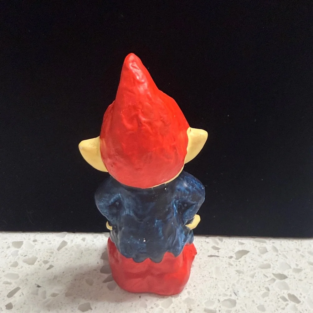 Homco Red/Blue Elf Figurine‎ C-5321 Made in Japan collectible ceramic VTG 80’s